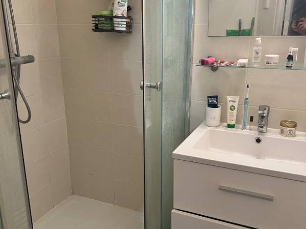 Sous-location / Studio de 16 m², Paris, Avenue Secrétan / Photo 6