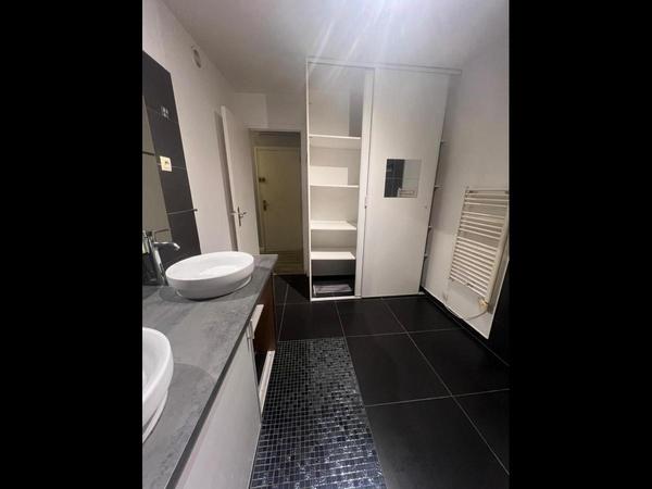 Colocation / Appartement, Fontaine / Photo 8