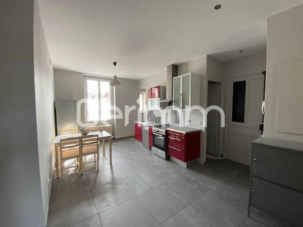 Location / Appartement 3 pièces de 69 m², Grenoble, Boulevard Clémenceau / Photo 2