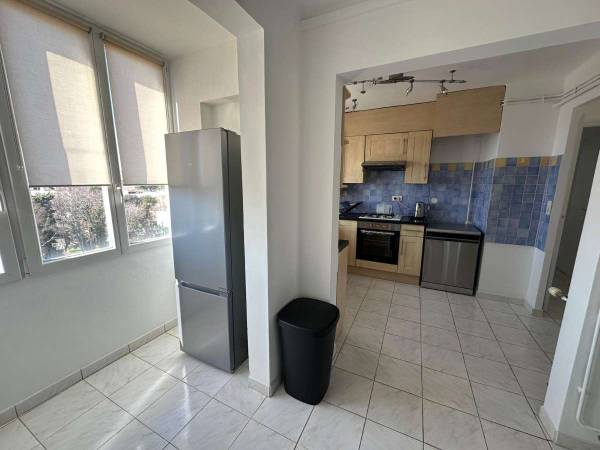 Colocation / Appartement 4 pièces de 74 m², Marseille, Boulevard Romain Rolland / Photo 2