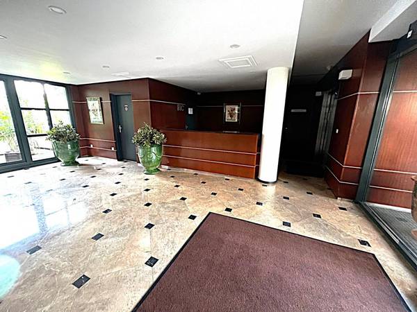 Location / Appartement 1 pièce de 31 m², Vincennes, Allée Nicéphore Niépce / Photo 12