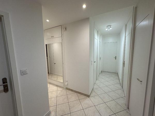 Colocation / Appartement 5 pièces de 87 m², Annemasse, Rue Aristide Briand / Photo 15