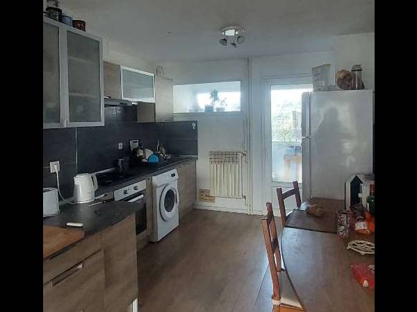 Colocation / Appartement 4 pièces de 75 m², Toulouse, Avenue de l'U.R.S.S. / Photo 7