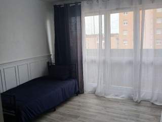 Colocation / 3 rooms apartment · 55 m², La Courneuve, Avenue Henri Barbusse