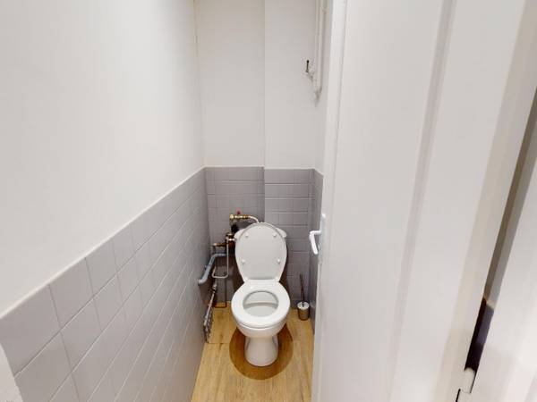 Colocation / Appartement 6 pièces de 84 m², Grenoble, Rue Barral de Montferrat / Photo 18