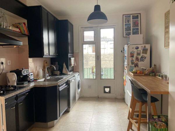 Colocation / Appartement 5 pièces de 87 m², Grenoble, Rue de Stalingrad / Photo 2