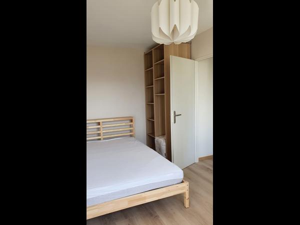 Colocation / Appartement 4 pièces de 65 m², Lyon, Rue du Docteur Albéric Pont / Photo 2