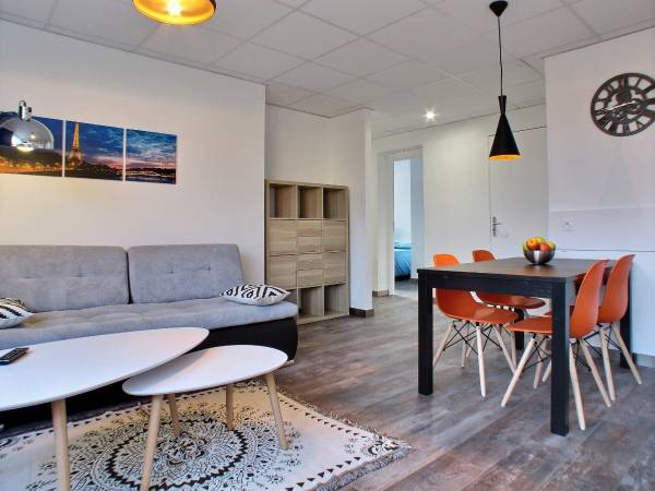 Colocation / Appartement 5 pièces de 97 m², Metz, Rue Wilson / Photo 2
