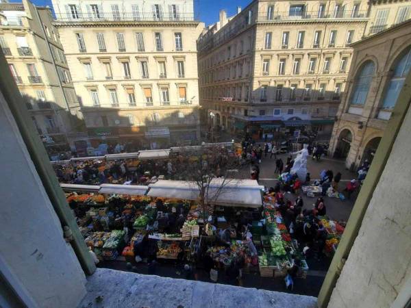Sous-location / Appartement 6 pièces de 120 m², Marseille, Rue Rodolphe Pollak / Photo 2