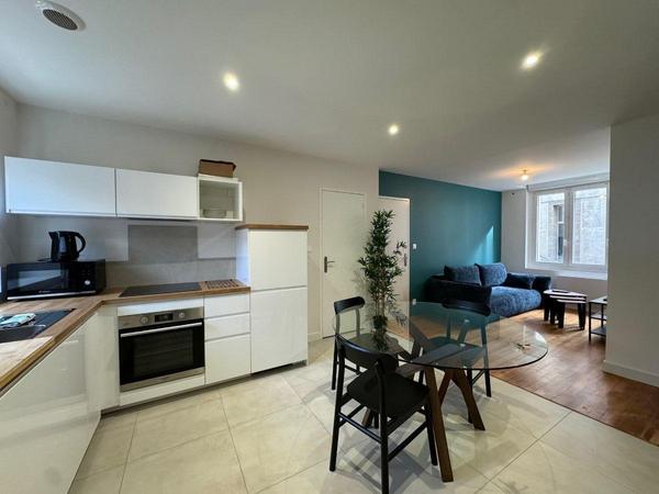 Colocation / Appartement 3 pièces de 55 m², Brest, Rue d'Aboville / Photo 2