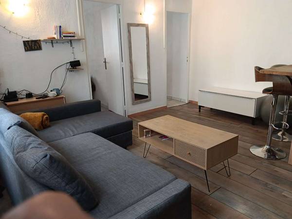 Location / Appartement 3 pièces de 45 m², Marseille, Rue des Dominicaines / Photo 2