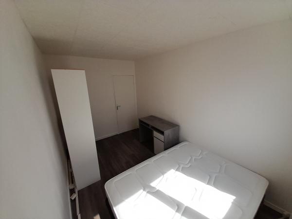 Colocation / Appartement 4 pièces de 60 m², Le Mans, Avenue Félix Géneslay / Photo 3