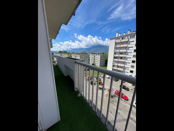 Colocation / Appartement 4 pièces de 67 m², Saint-Martin-d'Hères, Avenue Pierre Sémard / Photo 12