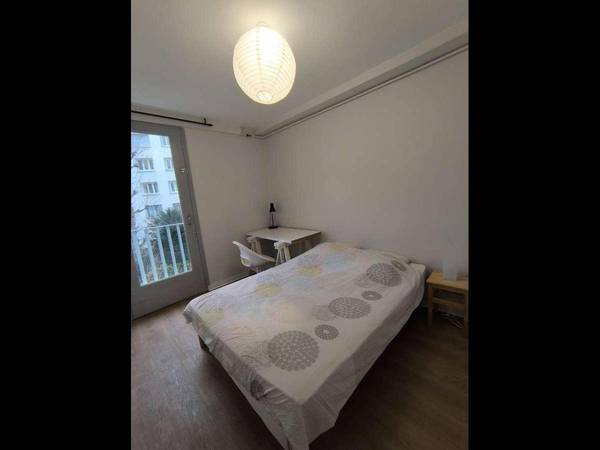 Colocation / Appartement 4 pièces de 67 m², Saint-Étienne, Cours Fauriel / Photo 6