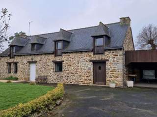 Flatsharing / 6-bedroom house · 110 m², Tramain, Rue du Levant