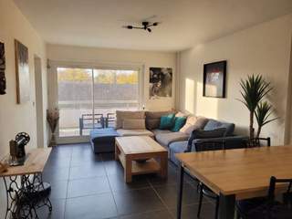Room share, 4 rooms apartment, Annecy