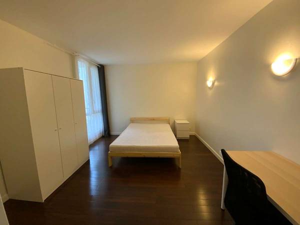 Colocation / Appartement 6 pièces de 110 m², Montigny-le-Bretonneux, Mail des Thuyas / Photo 2