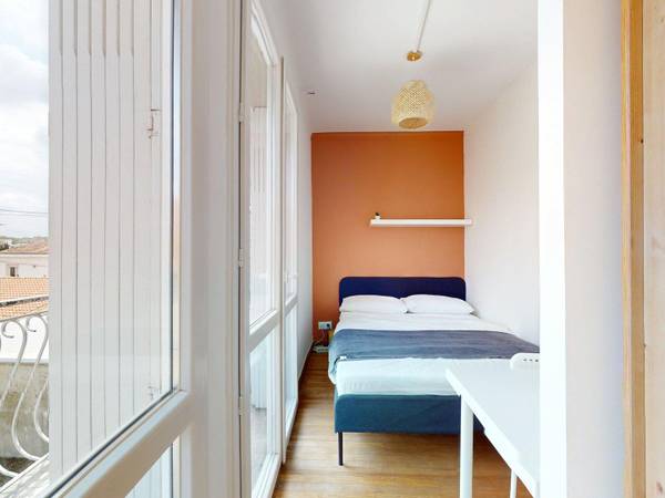 Colocation / Appartement 5 pièces de 64 m², Toulouse, Avenue d'Italie / Photo 2