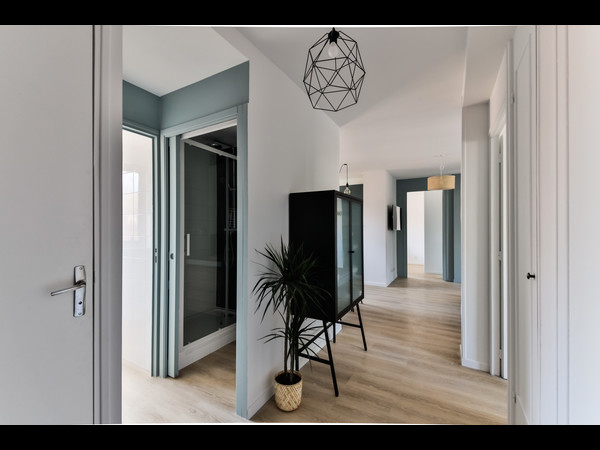 Colocation / Appartement 5 pièces de 85 m², Saint-Denis, Avenue Jean Moulin / Photo 2