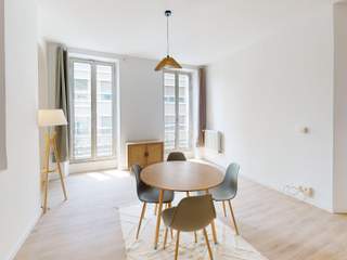 Location / 2 rooms apartment · 53 m², Marseille, Rue du Rouet