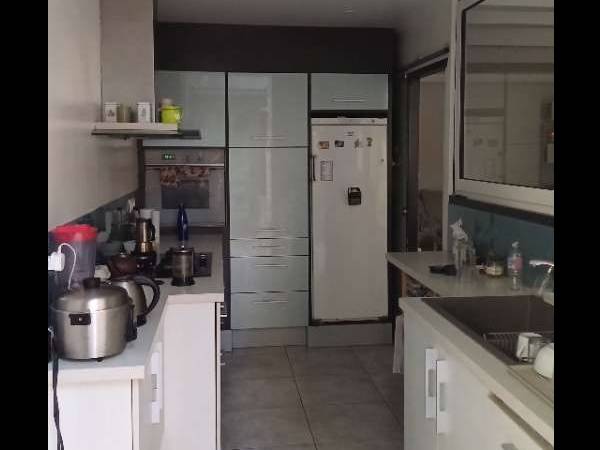 Chambre chez l'habitant / Appartement 4 pièces de 85 m², Marseille, Rue Devilliers / Photo 10