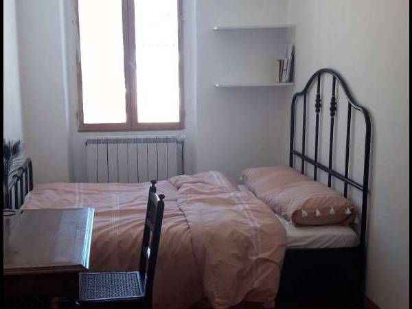 Sous-location / Appartement 5 pièces de 135 m², Marseille, Rue des dominicaines / Photo 2