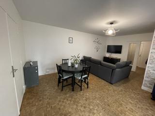 Colocation / Appartement 4 pièces de 74 m², Noisy-le-Grand, Avenue du Pave Neuf