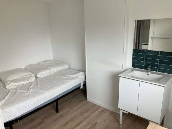 Colocation / Maison 6 pièces de 140 m², Villeneuve-d'Ascq, Rue Yves Decugis / Photo 11