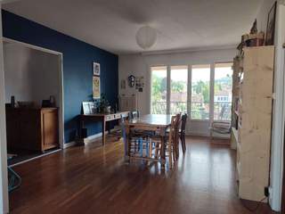 Colocation / 4 rooms apartment · 110 m², Lons-le-Saunier, Avenue Thurel