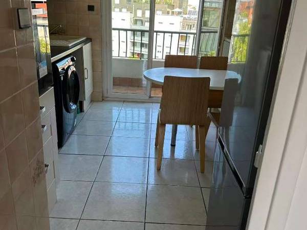 Flatsharing / 4-bedroom flat · 68 m², Lyon, Avenue Berthelot / Photo 2