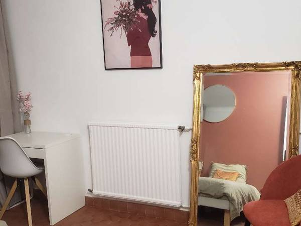 Colocation / Appartement 3 pièces de 92 m², Avignon, Avenue Saint-Ruf / Photo 2