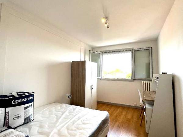 Flatsharing / 4-bedroom flat · 77 m², Toulouse, Avenue de la Gloire / Photo 2