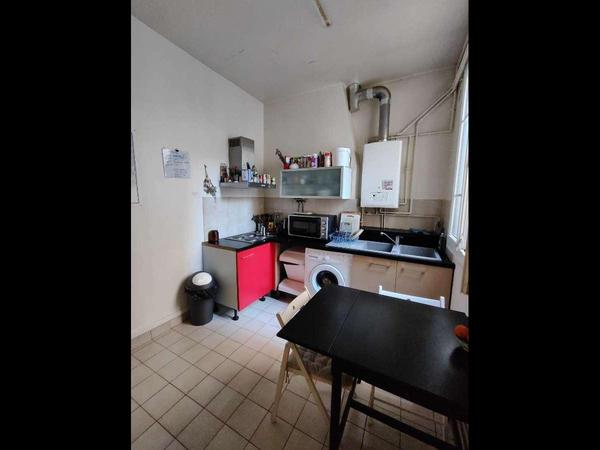 Sous-location / Appartement 4 pièces de 84 m², Paris, Rue des Pyrénées / Photo 2