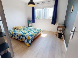 Room share / 5 rooms apartment · 89 m², Vénissieux, Avenue Maurice Thorez