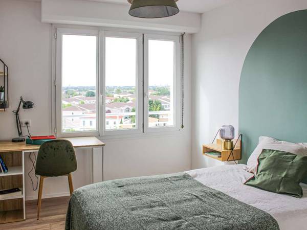 Colocation / Appartement 6 pièces de 88 m², Mérignac, Rue Winston Churchill / Photo 3