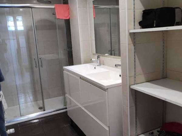 Colocation / Duplex 6 pièces de 130 m², Féternes, Route de Théozia / Photo 2