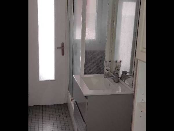 Location / Appartement 3 pièces de 48 m², Lorient, Avenue Chenailler / Photo 2