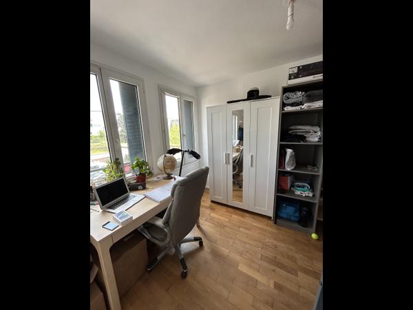 Colocation / Appartement 3 pièces de 61 m², Lyon, Boulevard des Tchécoslovaques / Photo 2