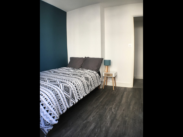Colocation / Appartement 5 pièces de 69 m², Grenoble, Boulevard Joseph Vallier / Photo 2