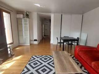 Flatsharing / 6-bedroom flat · 114 m², Saint-Denis, Rue Baudet