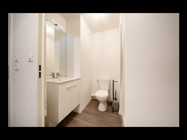 Location / Résidence 1 pièce de 18 m², Villeurbanne, 60 Rue des Bienvenus / Photo 11