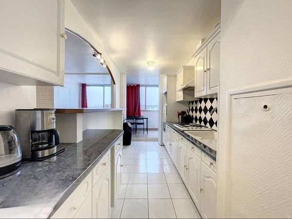 Colocation / Appartement 4 pièces de 84 m², Orléans, Place Voltaire / Photo 2