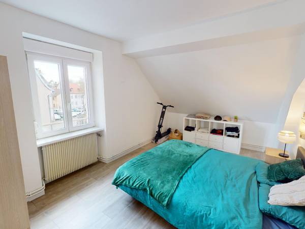 Colocation / Appartement 5 pièces de 100 m², Mulhouse, Rue de Belfort / Photo 2