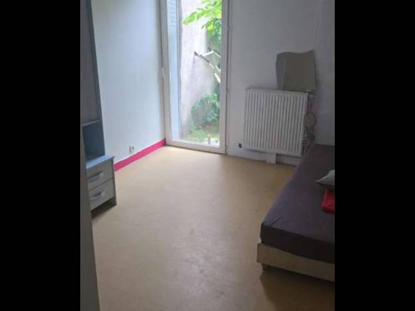 Colocation / Appartement 3 pièces de 64 m², Montreuil, Rue de la Mutualite / Photo 2