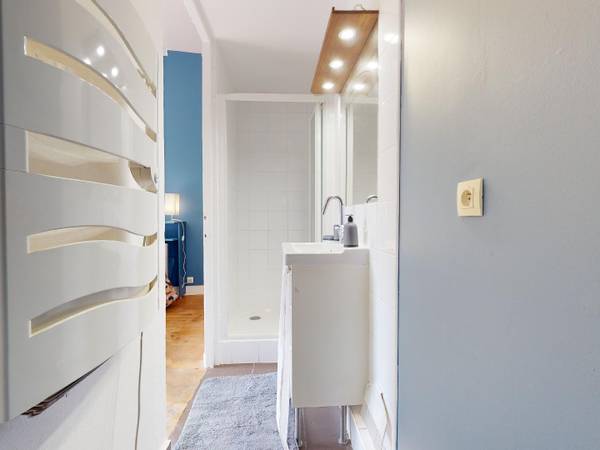 Colocation / Appartement 7 pièces de 135 m², Saint-Étienne, Rue Georges Teissier / Photo 2