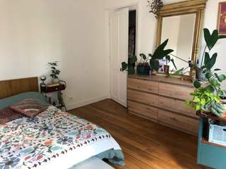 Sublet / 5 rooms apartment · 100 m², Paris, Rue des Pyrénées