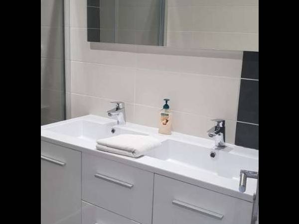 Colocation / Appartement 5 pièces de 80 m², Villeurbanne, Rue Château Gaillard / Photo 3