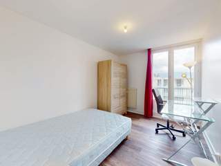 Flatsharing / Appartement 6 pièces de 86 m², Saint-Martin-d'Hères, Rue du 19 Mars 1962