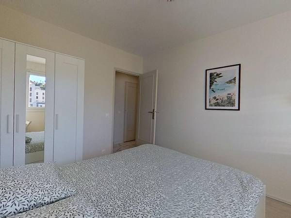 Colocation / Appartement 4 pièces de 67 m², Nice, Rue Maurice Maccario / Photo 2