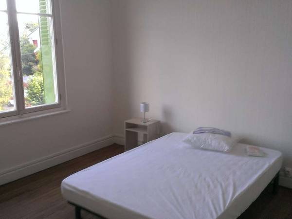 Flatsharing / 10-bedroom house · 165 m², Clermont-Ferrand, Rue du Port Royal / Photo 7